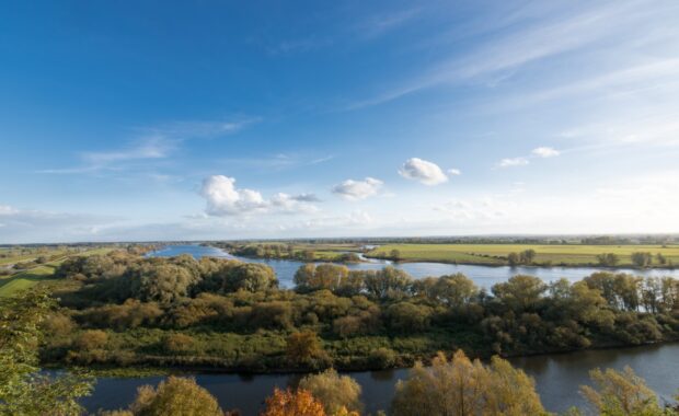 Blick über die Elbe bei Boizenburg, Mecklenburg, Deutschland