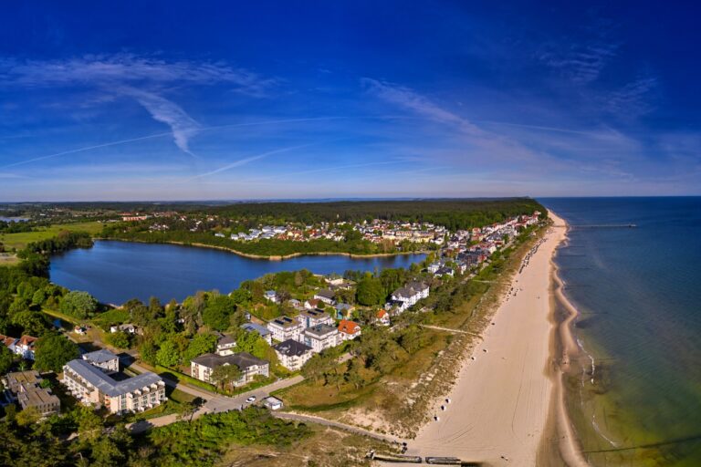Drohnenansicht von Bansin auf der Insel Usedom